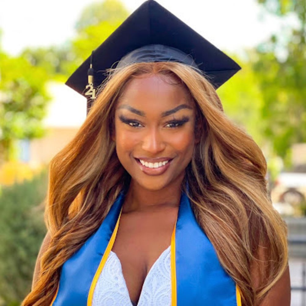 Meet your Posher, Sierra